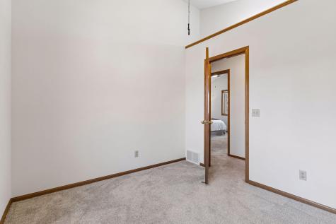 1011 Boston Hill Road Eagan MN 55123