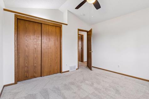 1011 Boston Hill Road Eagan MN 55123