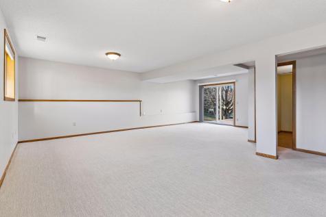 1011 Boston Hill Road Eagan MN 55123