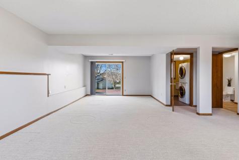 1011 Boston Hill Road Eagan MN 55123