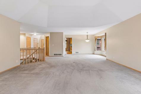 11075 56th Avenue N Plymouth MN 55442