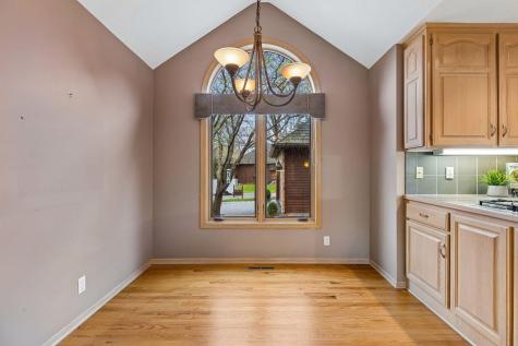 11075 56th Avenue N Plymouth MN 55442