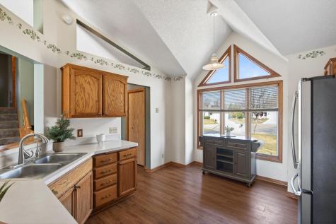 3882 121st Circle NW Coon Rapids MN 55433