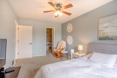10941 105th Avenue N Maple Grove MN 55369