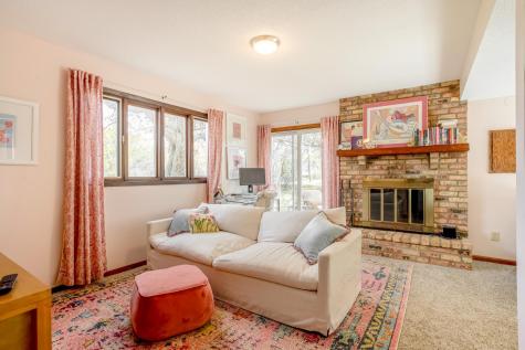 10941 105th Avenue N Maple Grove MN 55369