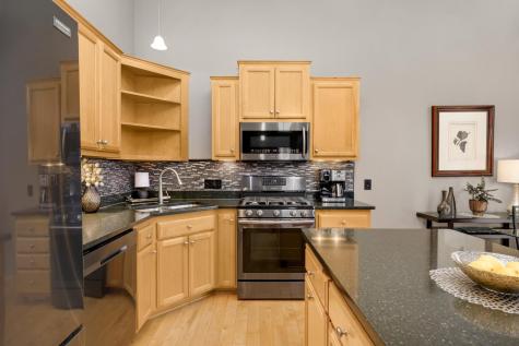 3190 Frontier Drive Woodbury MN 55129