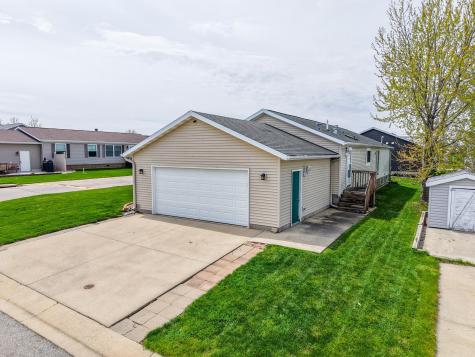 505 Peony St SE Rochester MN 55904