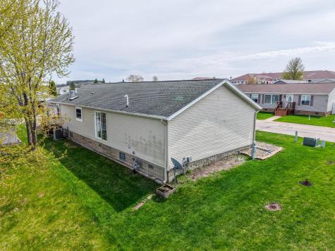 505 Peony St SE Rochester MN 55904