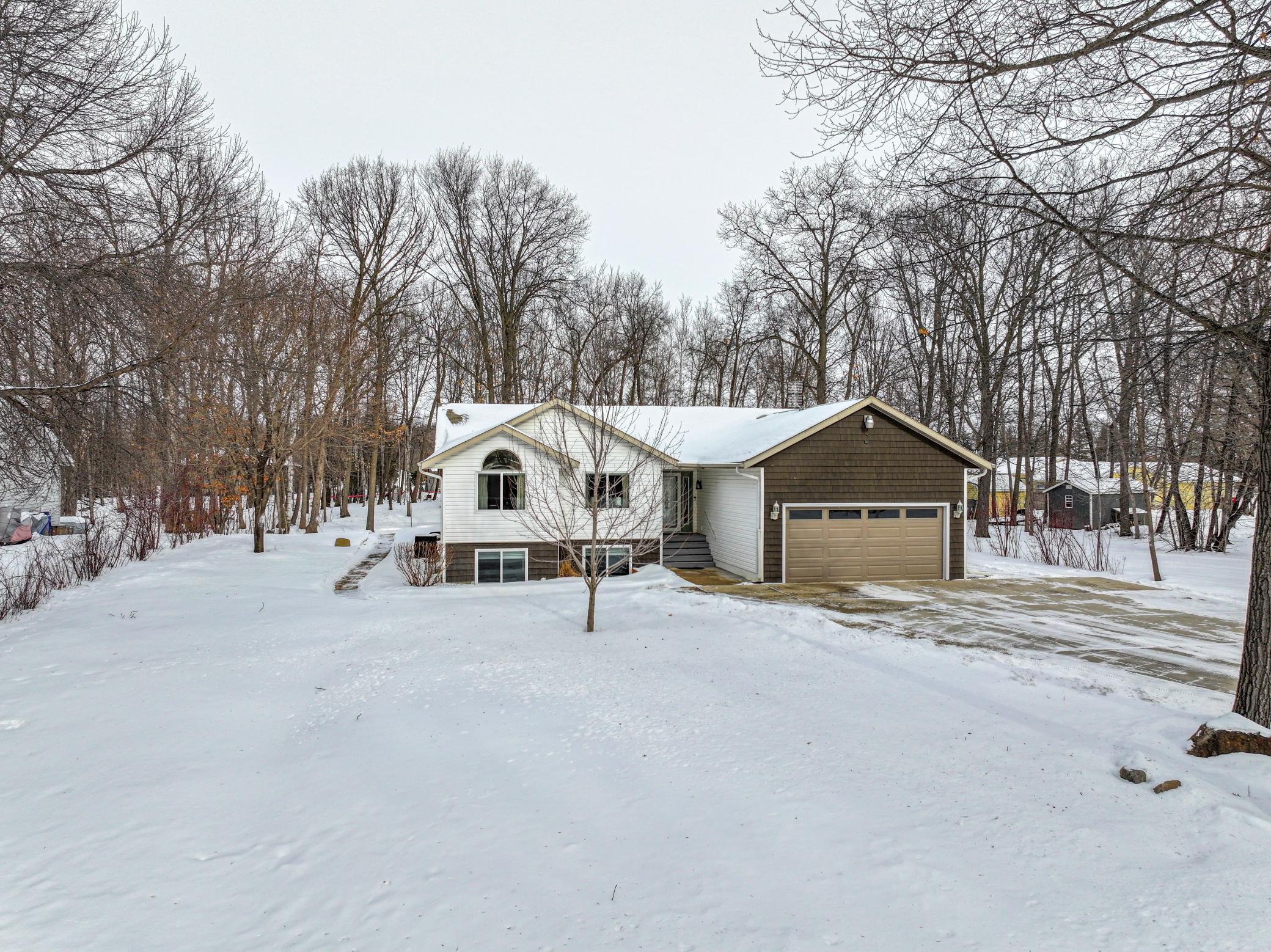 215 Bluffs Road NW Alexandria MN 56308