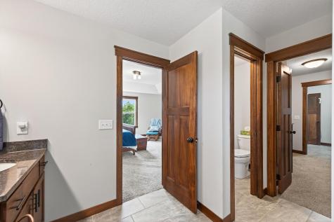 1858 Laramee Lane Centerville MN 55038