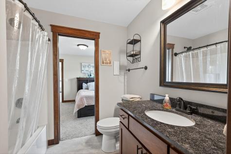 1858 Laramee Lane Centerville MN 55038