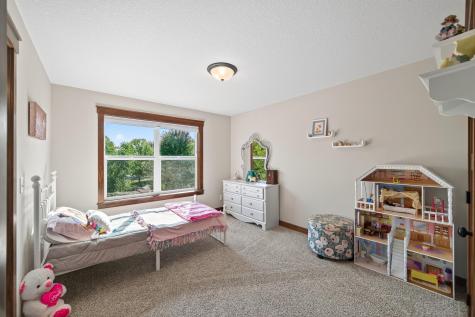 1858 Laramee Lane Centerville MN 55038