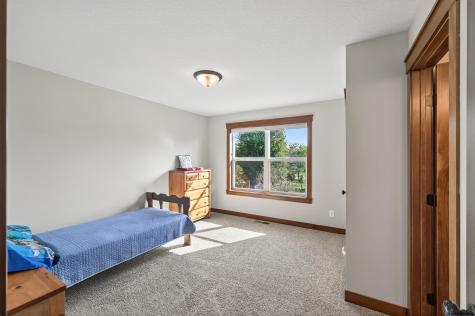 1858 Laramee Lane Centerville MN 55038
