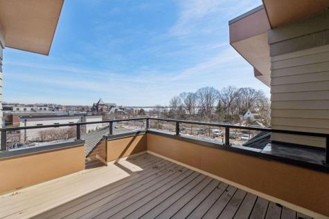 222 Ferndale Road S Wayzata MN 55391