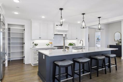 222 Ferndale Road S Wayzata MN 55391