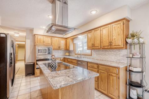 4120 Minnesota Lane N Plymouth MN 55446