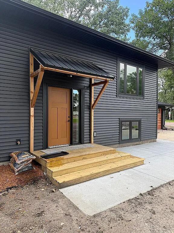 100 Edgewood Drive Redwood Falls MN 56283
