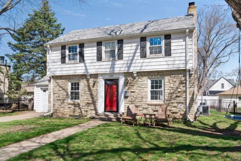 1389 Hoyt Avenue W Falcon Heights MN 55108