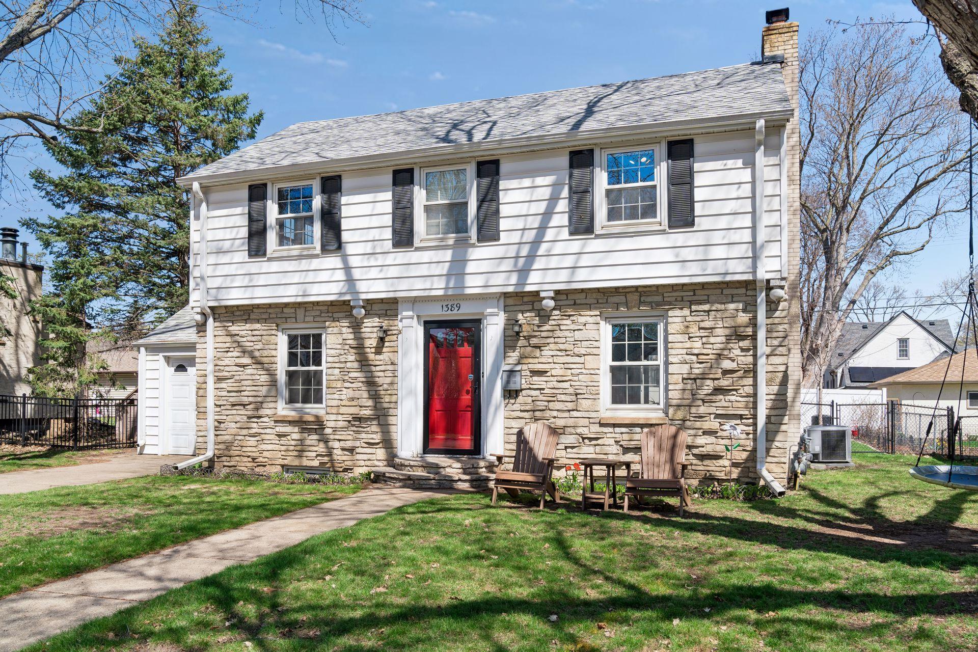 1389 Hoyt Avenue W Falcon Heights MN 55108