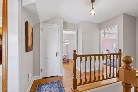 1389 Hoyt Avenue W Falcon Heights MN 55108