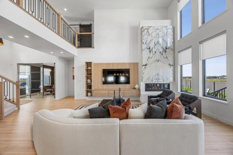 6837 Sunrise Point Horace ND 58047