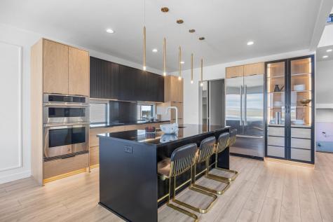 6837 Sunrise Point Horace ND 58047