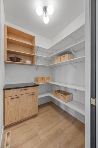 6837 Sunrise Point Horace ND 58047