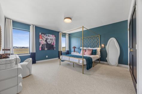 6837 Sunrise Point Horace ND 58047