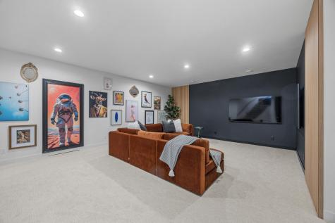 6837 Sunrise Point Horace ND 58047