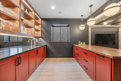 6837 Sunrise Point Horace ND 58047