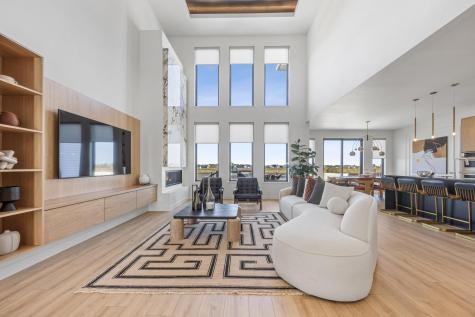 6837 Sunrise Point Horace ND 58047