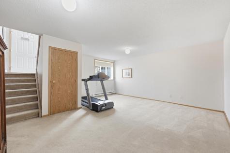 3982 33rd Street S Fargo ND 58104