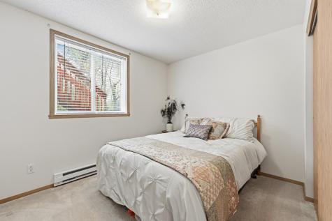 3982 33rd Street S Fargo ND 58104