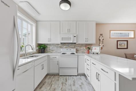 3982 33rd Street S Fargo ND 58104