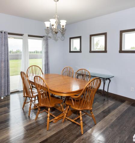 647 43 1/2 Avenue S Moorhead MN 56560
