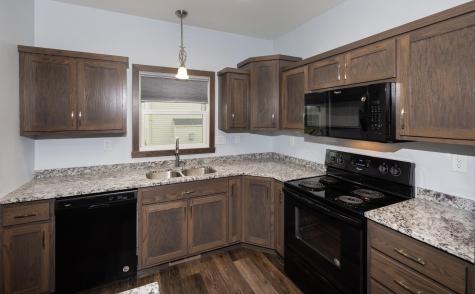 647 43 1/2 Avenue S Moorhead MN 56560