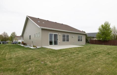 647 43 1/2 Avenue S Moorhead MN 56560