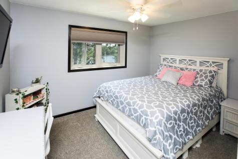 9077 82nd Avenue NE Spicer MN 56288