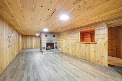 1044 Scott Street S Shakopee MN 55379