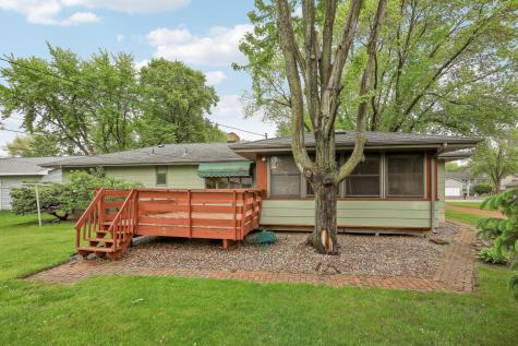 1044 Scott Street S Shakopee MN 55379