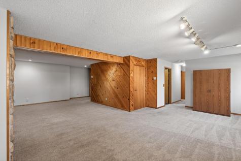 17229 Van Buren Street NE Ham Lake MN 55304
