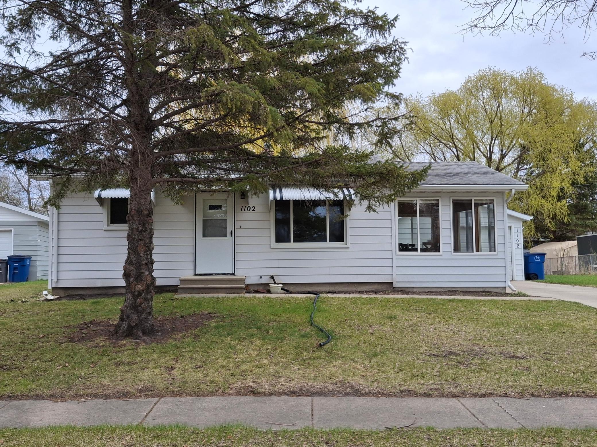 1102 19th Street N Moorhead MN 56560