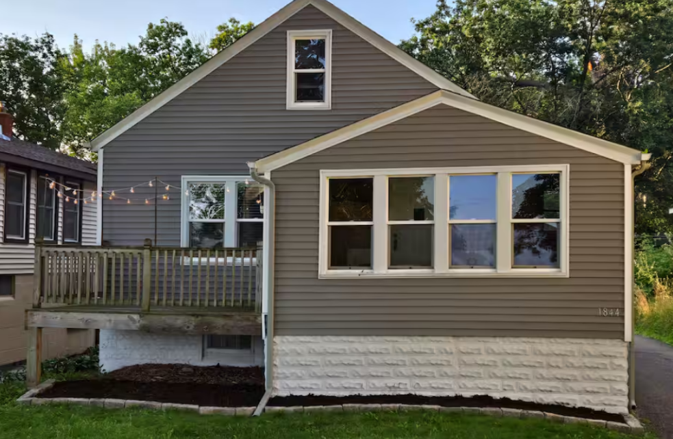 1844 E Shore Drive Maplewood MN 55109