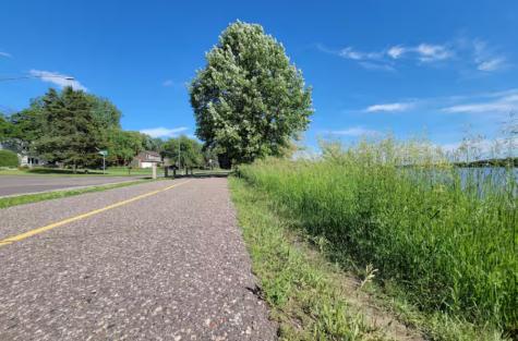 1844 E Shore Drive Maplewood MN 55109