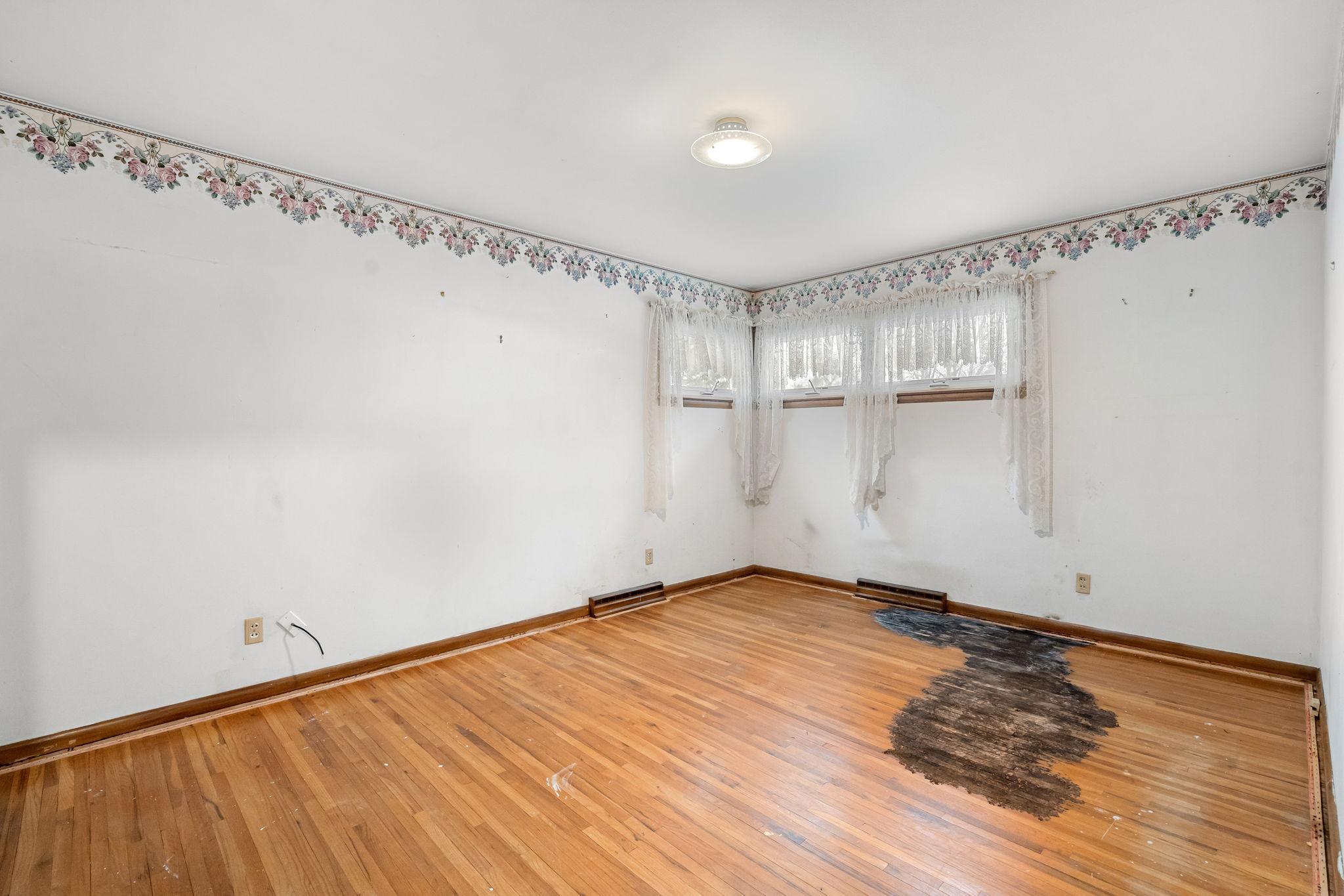 2010 11th Avenue NE Austin MN 55912