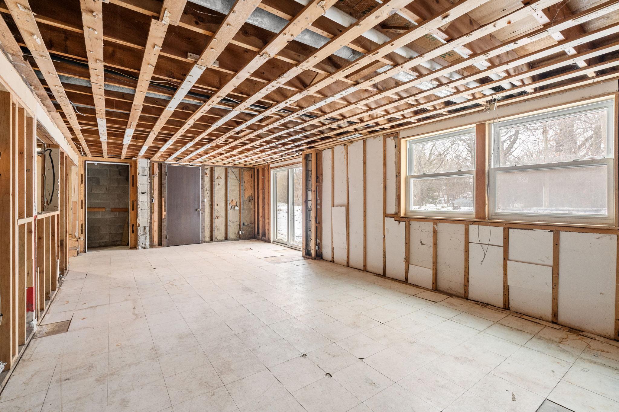 2010 11th Avenue NE Austin MN 55912