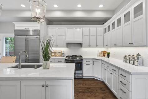 18339 Ridgewood Road Minnetonka MN 55345