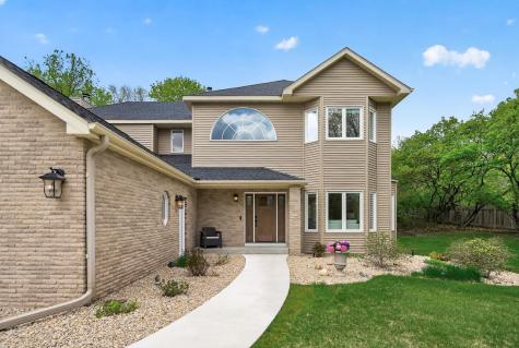 18339 Ridgewood Road Minnetonka MN 55345