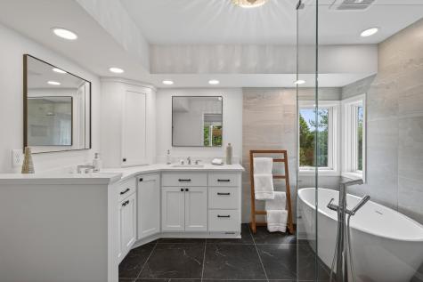 18339 Ridgewood Road Minnetonka MN 55345