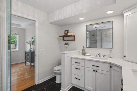 18339 Ridgewood Road Minnetonka MN 55345